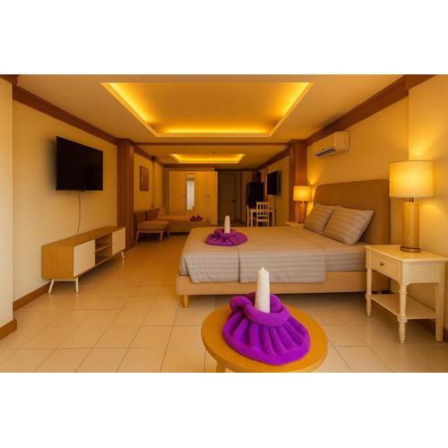5 Star Patong Beach Resort - REC0MMeNed Pool Fast WiFi Smart TVs