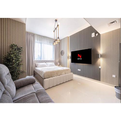 5 Star Studio Apartment at Uptown Al Zahia