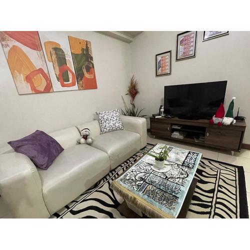 52sqmComfy2BR and 2BA Resort-inspired Flair Towers Condo