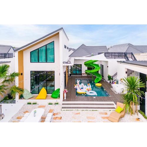 58/20 Pool Villa