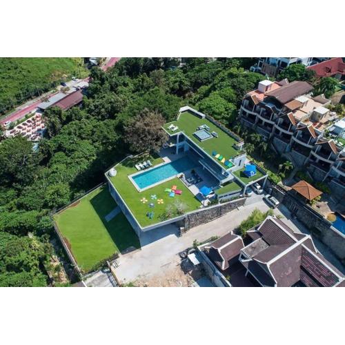 蓝色芭东豪华5卧海景别墅