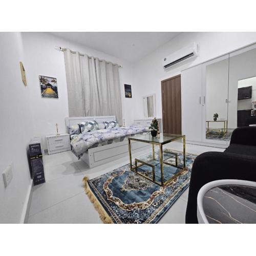 5bedrom hall fully furnished