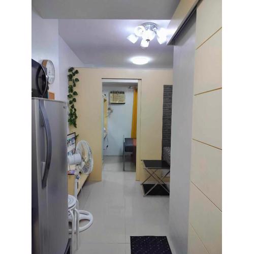 5th Floor Tower A 1-Bedroom Unit with Unlimited Internet Access and Netflix