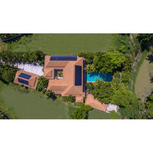6 Bedroom Luxury Villa on Golf Course PH125