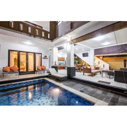 6-BR Private Pool Legian Villa 5-min Walking to Beach