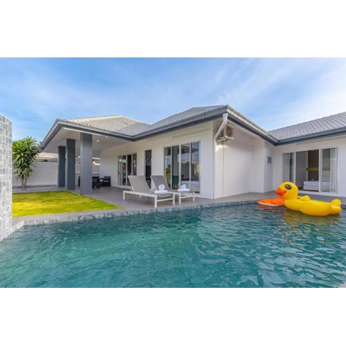 芭提雅豪华独栋泳池别墅60