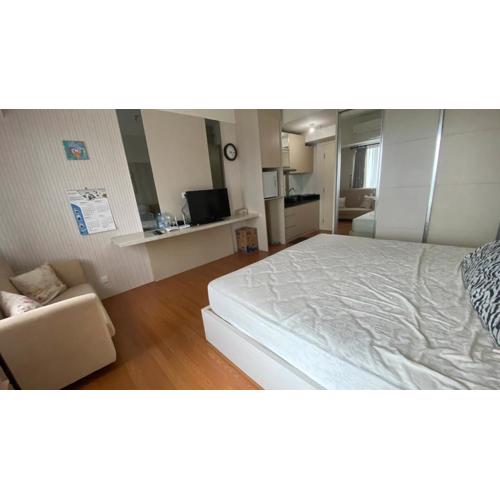 629 Apartemen Tanglin studio pakuwon mall PTC
