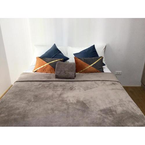 6F Balcony View Studio Mesatierra Garden Residences