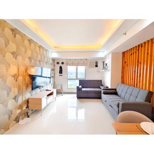 706T3 Avida Riala IT Park 2BR Unit 400Mbps 55 SmartTV