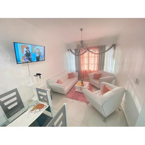 7DR Apt in Prime Location Near Monumental Area