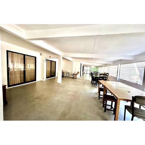 8 Bedroom Subic Bay/300MBPS/Big Screened Lanai