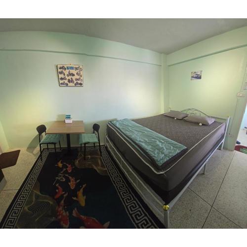 812 Quiet and Cozy Apartment