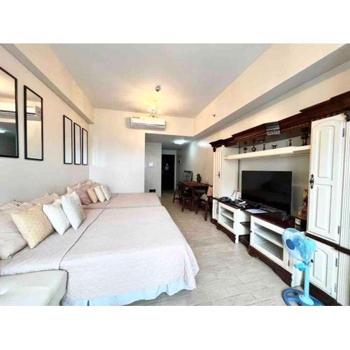 81NB Cozy Studio -City View, 2 Queen Beds, NAIA T3