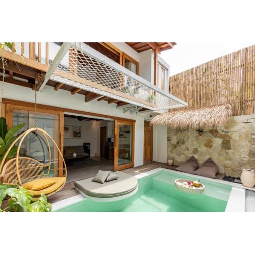 90 SECS TO BEACH - New Pool Loft W/Cinema+Netflix