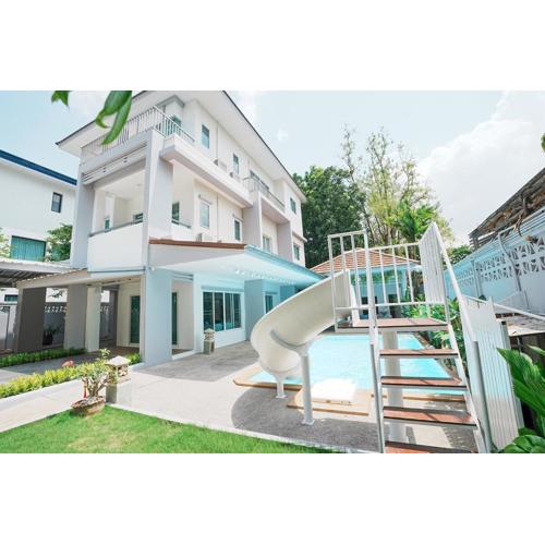 906 Bangkok City Center Single Pool Villa BTS Asok 5 Bedrooms 6 Bathrooms