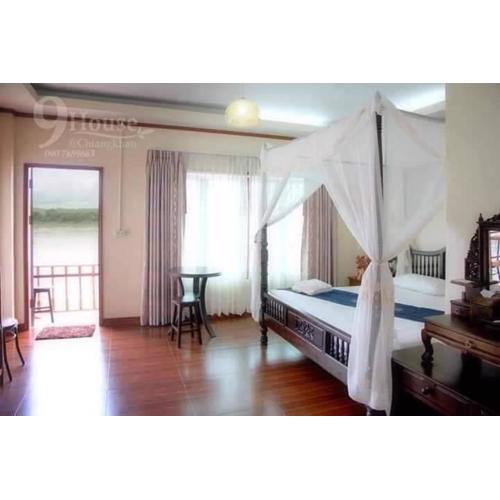 9 เฮ้าส์ เชียงคาน