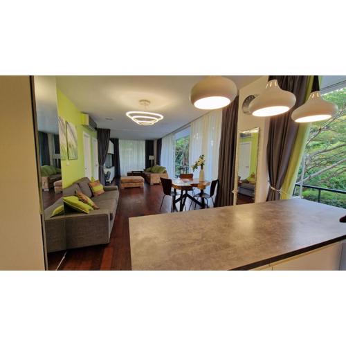 Просторная квартира с одной спальней