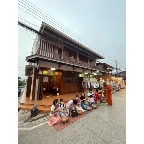 จันทร์มีสุข เชียงคาน