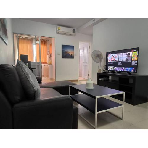 คอนโดน่าอยู่พร้อมสิ่งอำนวยความสะดวกสระน้ำช้อปปิ้ง