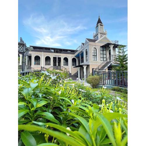 คูร์โดวเเอนด์เเซนด์วิลล่า