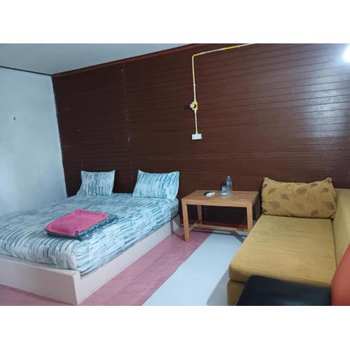 เพชรมาลีรีสอร์ท