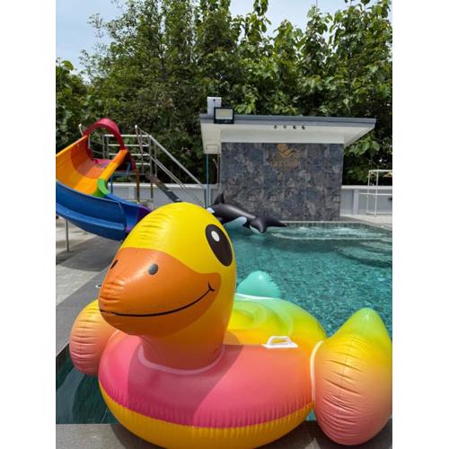 เพชรกล้าพูลวิลล่า