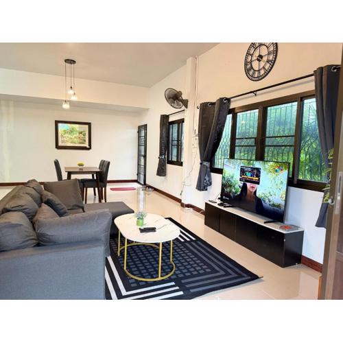 เฮือนแม่บัวจันทร์ โฮมสเตย์