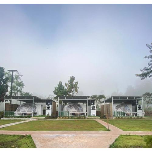 แคมป์ปิ้ง อิงว้า โดม