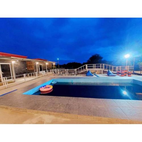 แม่ให้ โฮมสเตย์