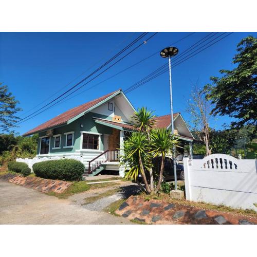 สองขุนเขาพูลวิลล่า