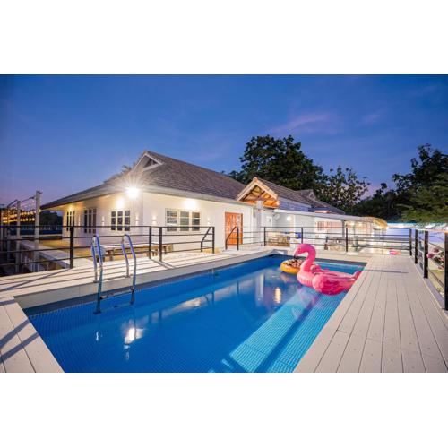 สตาร์ไลท์ พูลวิลล่า ชะอำ หัวหิน