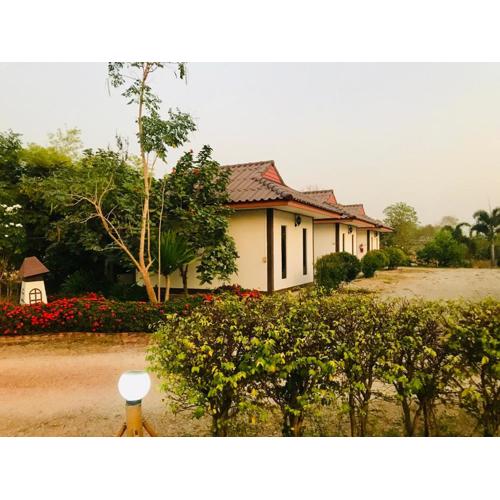 สวนไผ่รีสอร์ท