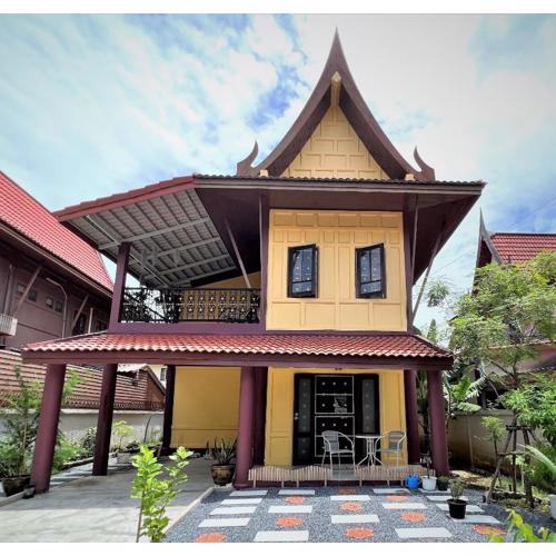 ห้องพักสบาย เป็นส่วนตัวในบ้านเรือนไทยที่ตอบโจทย์ความต้องการ