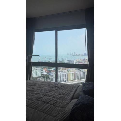 芭提雅水系公寓楼