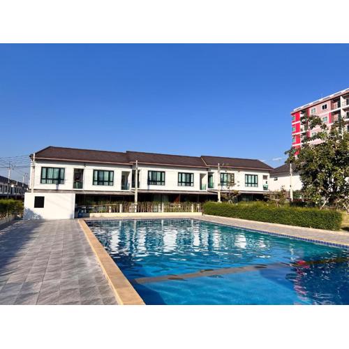 芭提雅泰尚皇联排别墅