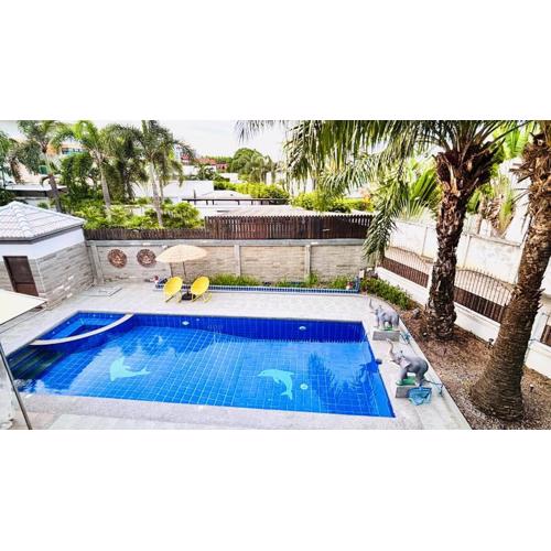 豪华六卧独栋泳池别墅