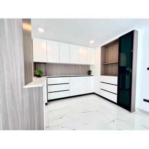 芭堤雅网红泳池独栋别墅