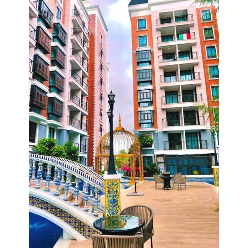 芭提雅中天海滩海景公寓预定 安达鲁西亚风花园公寓 精致泳池健身房公寓酒店预定 日租周租月租灵活