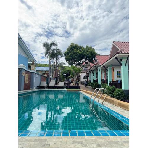 ไข่ปูพูลเกาะล้าน