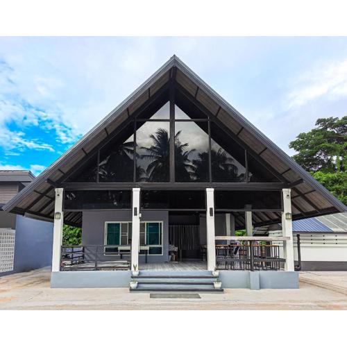 ไอวี่ ดีลักซ์ รีสอร์ท