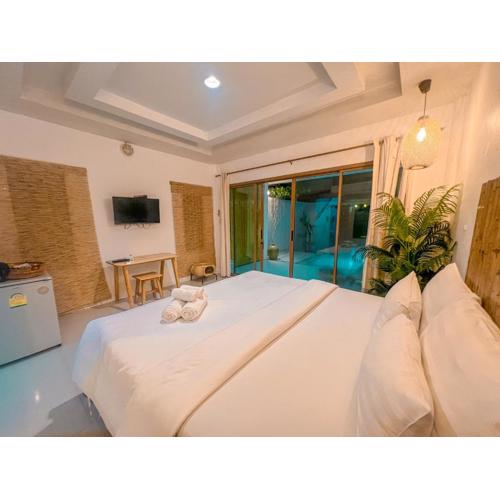 โลมา พูลวิลล่า เกาะล้าน