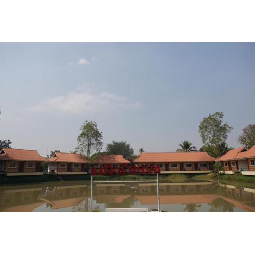 โรงแรมแม่วังรีสอร์ท