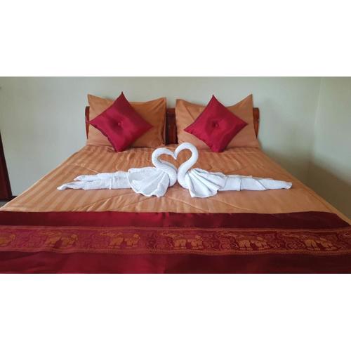 โรงแรมเรือนขุมทรัพย์