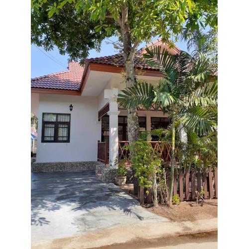 บ้านทรายแก้ว