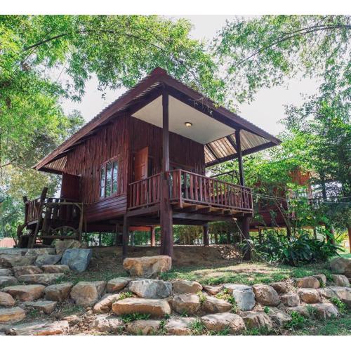 บ้านสวนสบายใจ รีสอร์ท เพชรบุรี