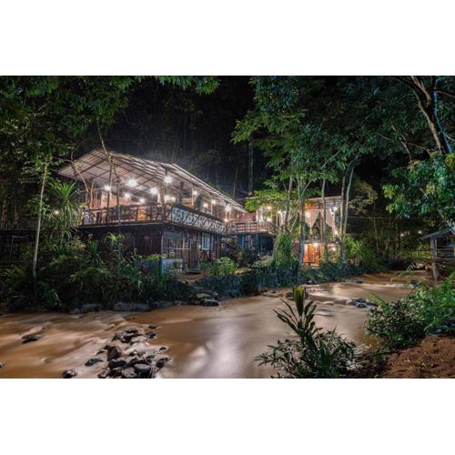 บ้านระเบียงน้ำ แม่แมะ