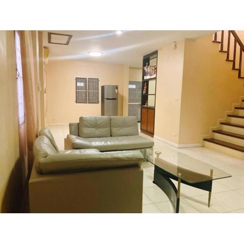 บ้านรักสุข