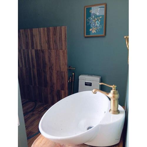 บ้านวะบิซะบิเวนิสบ้านเวร