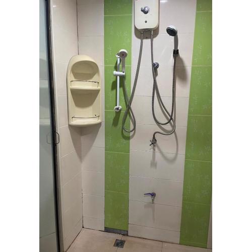 ธารา นาคา อพาสเม้นต์