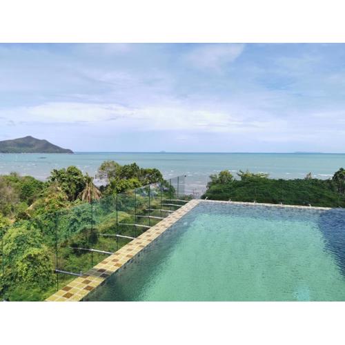 ดิ แอมเบอร์